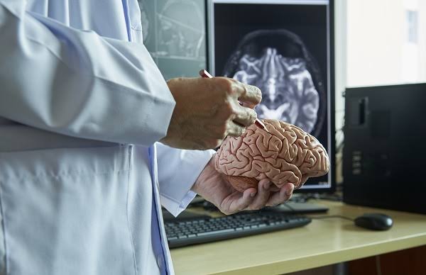 Understanding What Matters When Choosing a Neurosurgeon